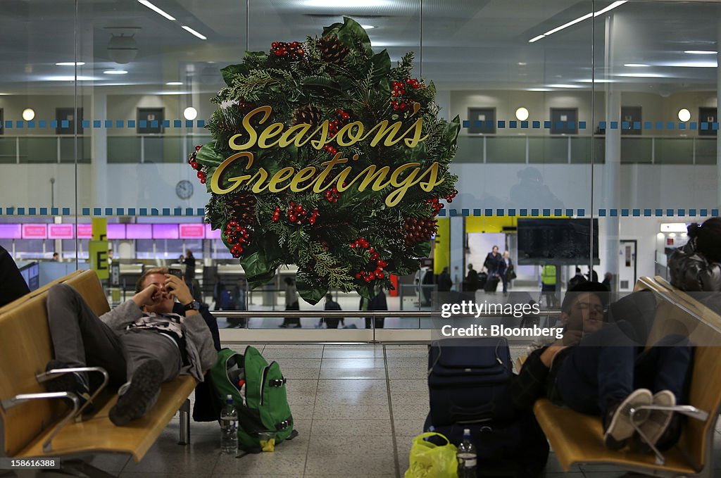 Holiday Travel At Gatwick Airport