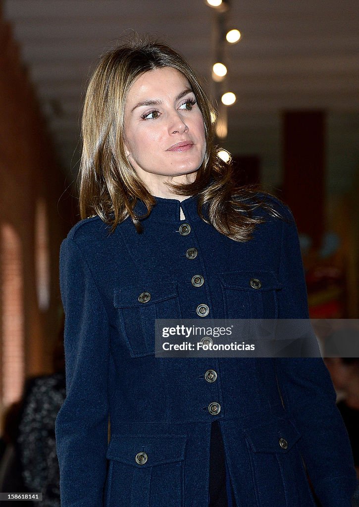 Princess Letizia of Spain Attends 'A Que Sabe este Libro' Exhibition Hall