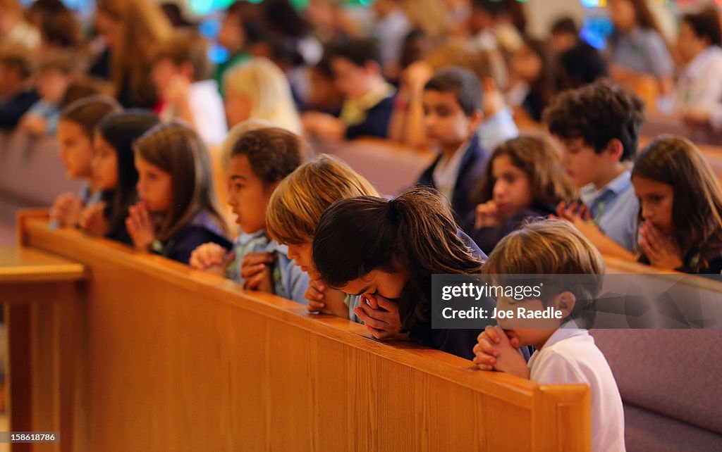 Miami Catholic School Holds Moment Of Silence To Mark One Week Since Newtown Shooting
