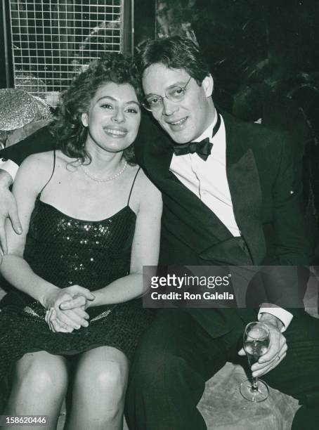 Actor Raul Julia and Merel Poloway attend the cast party for "Nine" on December 31, 1982 at Regine's in New York City.