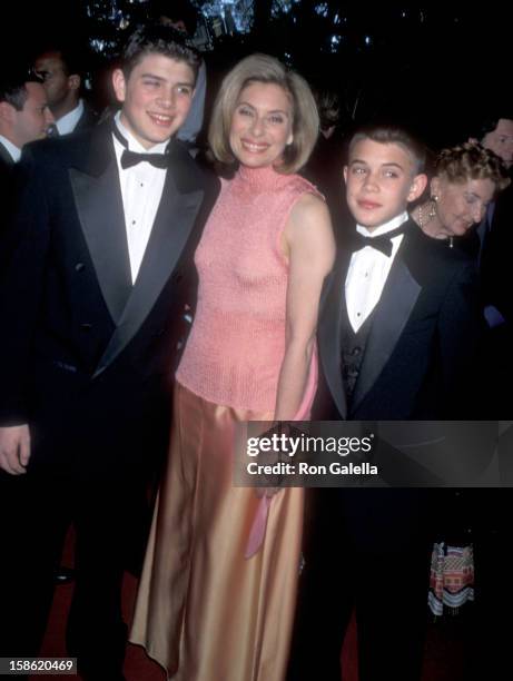 Merel Poloway and sons Raul Sigmund Julia and Benjamin Julia attend the Fourth Annual Raul Julia Ending Hunger Fund Benefit Gala on April 30, 2000 at...