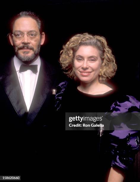Actor Raul Julia and wife Merel Poloway attend the "Enter Joseph Papp" Gala Honoring Joseph Papp to Benefit the YIVO Institute for Jewish Research on...