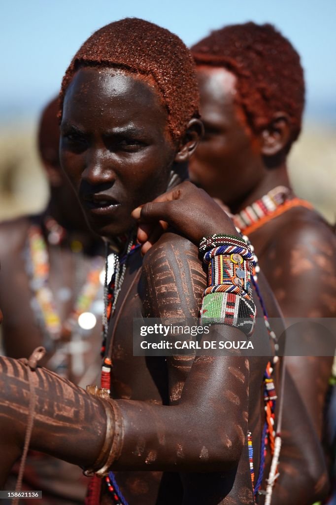 KENYA-CULTURE-TRADITION-MAASAI