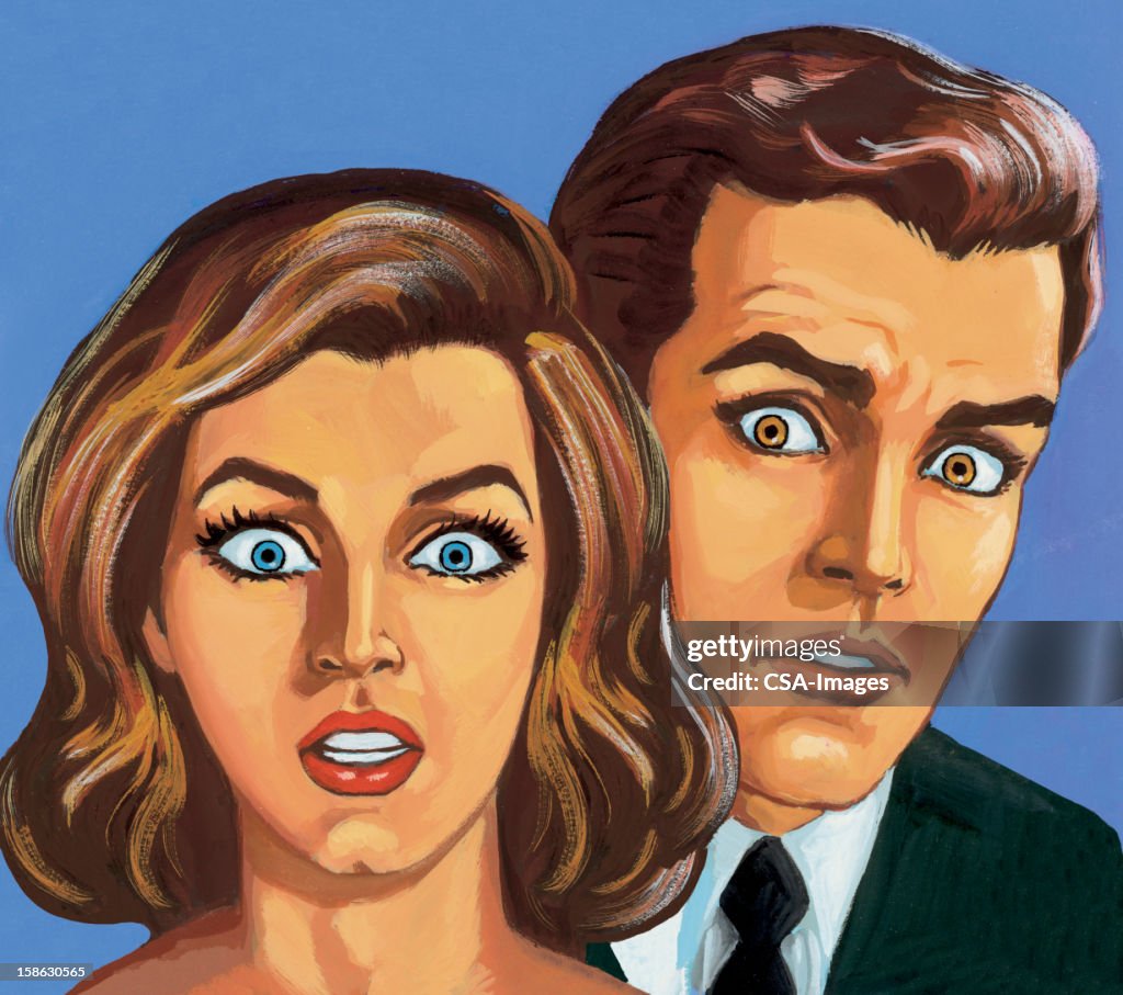 Shocked pareja