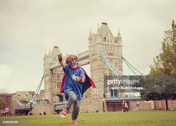 super londra! - london child foto e immagini stock