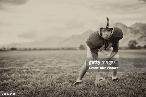 football time - center athlete stock pictures, royalty-free photos & images