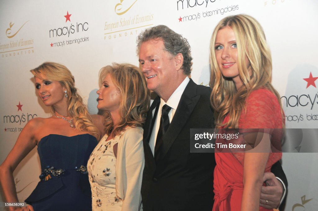 The Hiltons Attend Dinner