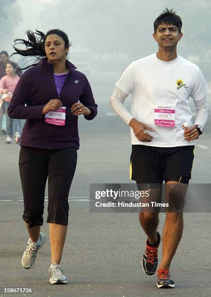 Nearly 200 running enthusiasts got together on a chilly Sunday morning at Leisure Valley Grounds to participate in the Hemera Gurgaon Winter Marathon...