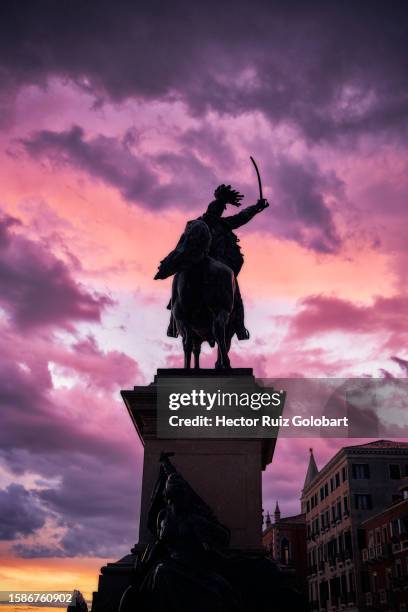 monument to victor emmanuel ii - véneto stock pictures, royalty-free photos & images