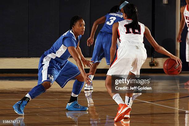Dia Mathies of the Kentucky Wildcats defends against Bria Richardson of the Pepperdine Waves at Firestone Fieldhouse on December 18, 2012 in Malibu,...