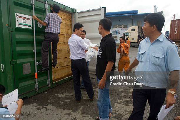 Police Container Terminal 263 Vietnam International Container Terminal Stock Photos, High-Res ...