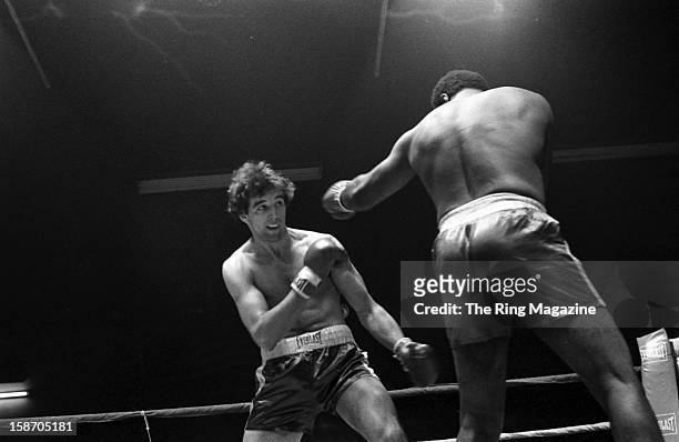 Gerry Cooney dodges the left hook from Bill Jackson during a fight at the Sunnyside Garden on February 15, 1977 in Sunnyside, Queens, New York. Gerry...