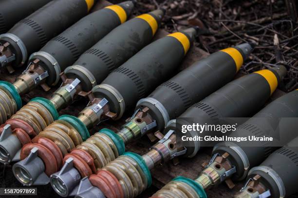 Sesm Rounds 1,728 Mortar Rounds Stock Photos, High-Res Pictures, and Images - Getty ...