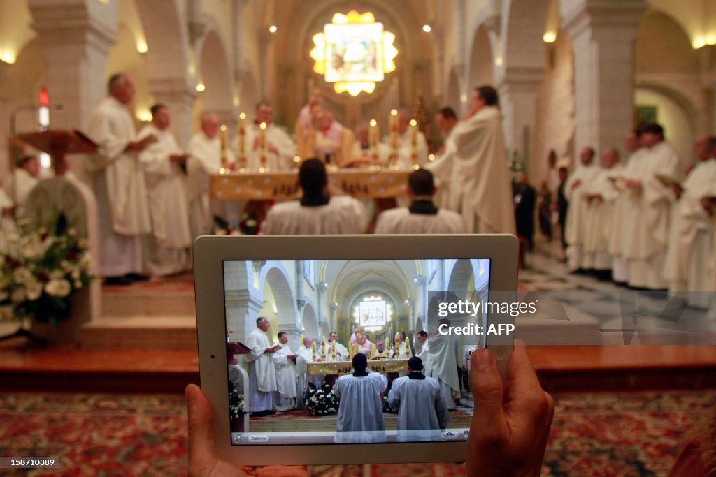 TOPSHOT-PALESTINIAN-RELIGION-CHRISTIAN-CHRISTMAS