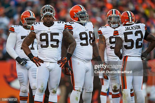 Cleveland Browns defensive players, including defensive end Juqua Parker, defensive tackle Ahtyba Rubin, defensive tackle Phillip Taylor, defensive...