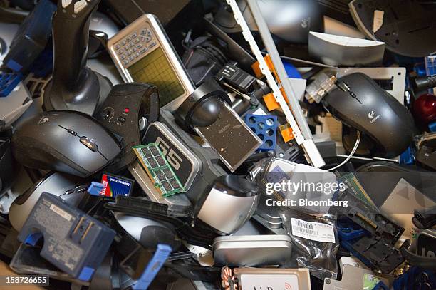 120+ computer mouse garbage garbage can technology... 91 Green Mouse Recycling Stock Photos, High-Res Pictures, and Images ...