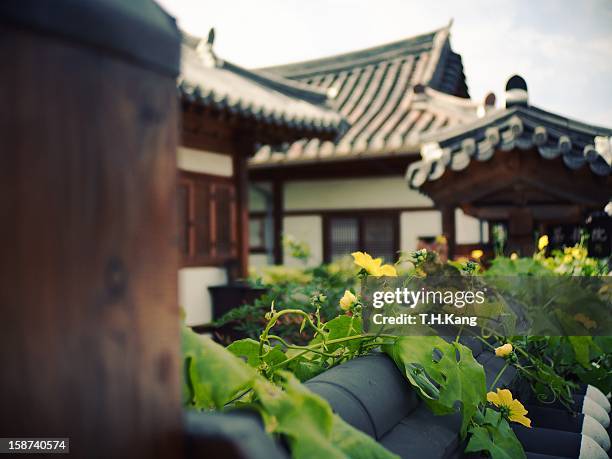 Hanok Roses 1.225 Hanok House Stock Photos, High-Res Pictures, and Images - Getty ...