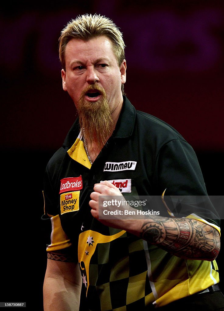 2013 Ladbrokes.com World Darts Championship - Day Eleven