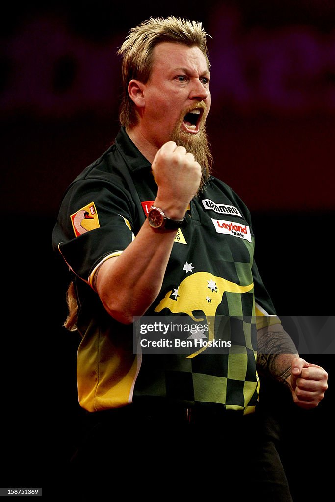 2013 Ladbrokes.com World Darts Championship - Day Eleven