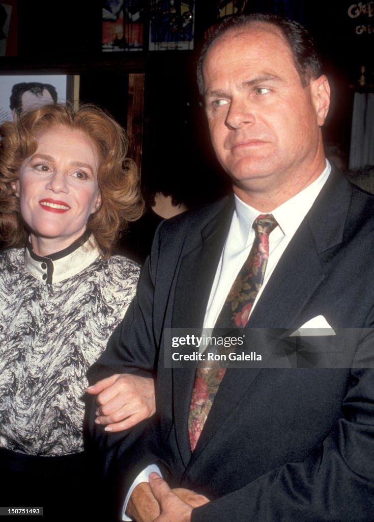 Actress Madeline Kahn and guest John Hansbury attend the Tony Awards