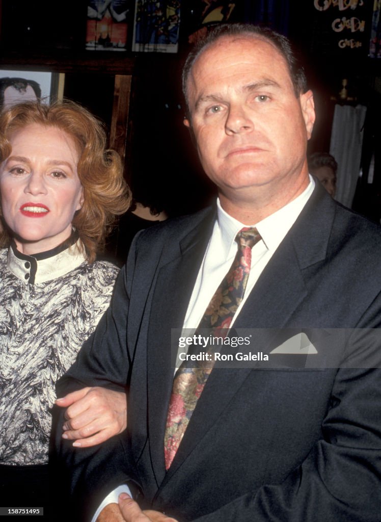 Actress Madeline Kahn and guest John Hansbury attend the Tony Awards