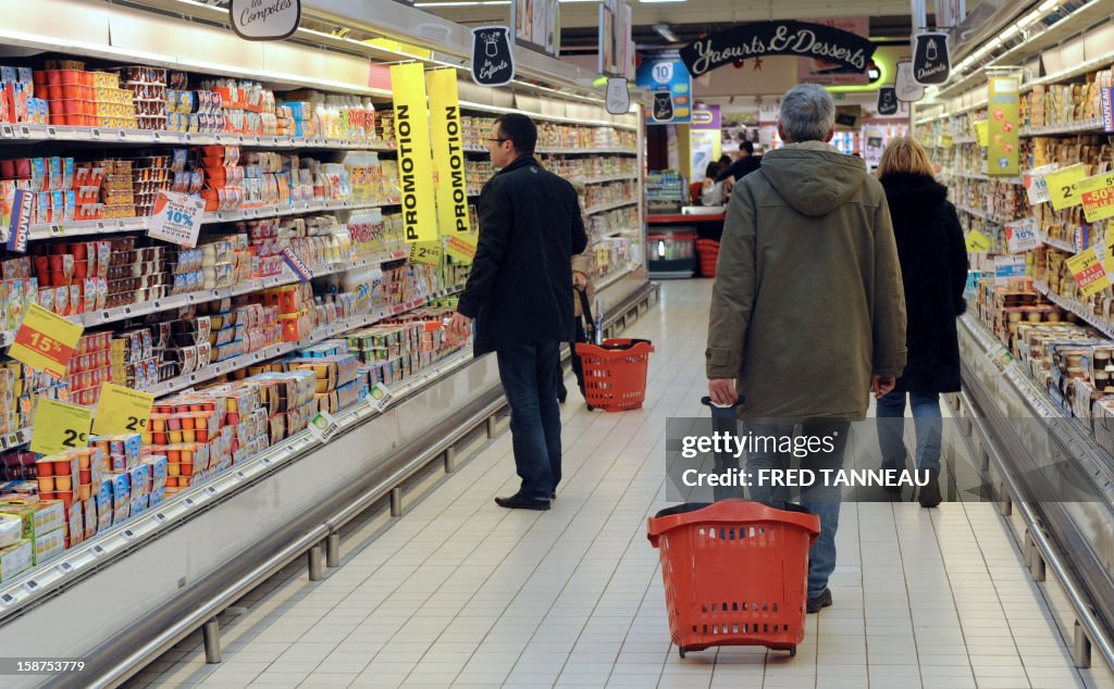 FRANCE-DISTRIBUTION-SHOPPING