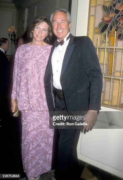 Actor Steve Kanaly and wife Brent Power attends the "Dallas" Cast Party on November 16, 1986 at Perino's Restaurant in Los Angeles, California.