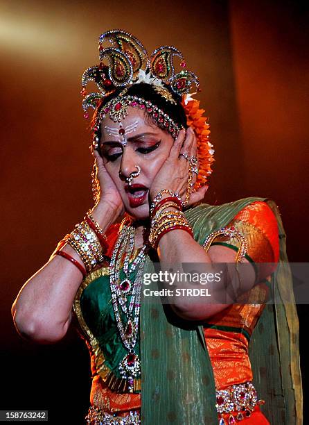1,292 Hema Malini Photos and Premium High Res Pictures - Getty Images 1,292 Hema Malini Photos and Premium High Res Pictures - Getty Images