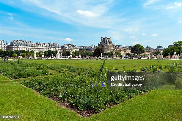jarden of the tuileries - musée du louvre stockfoto's en -beelden