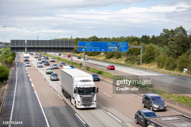 german highway a5, frankfurter kreuz - autobahn stock pictures, royalty-free photos & images