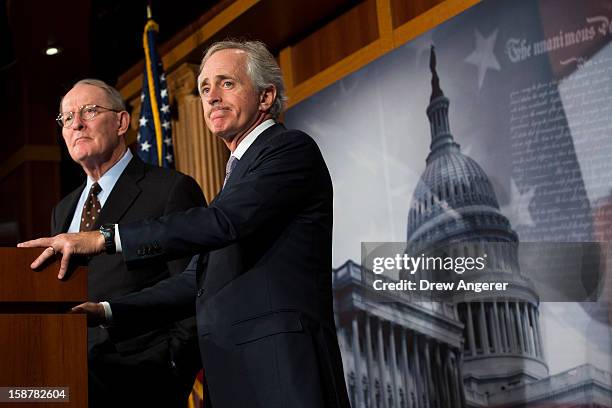 Senators Lamar Alexander and Bob Corker hold a news conference about the "Fiscal Cliff" on Capitol Hill December 28, 2012 in Washington, DC. Senators...