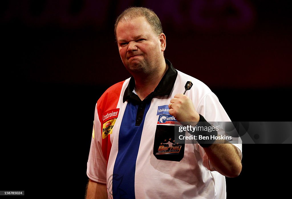 2013 Ladbrokes.com World Darts Championship - Day Twelve