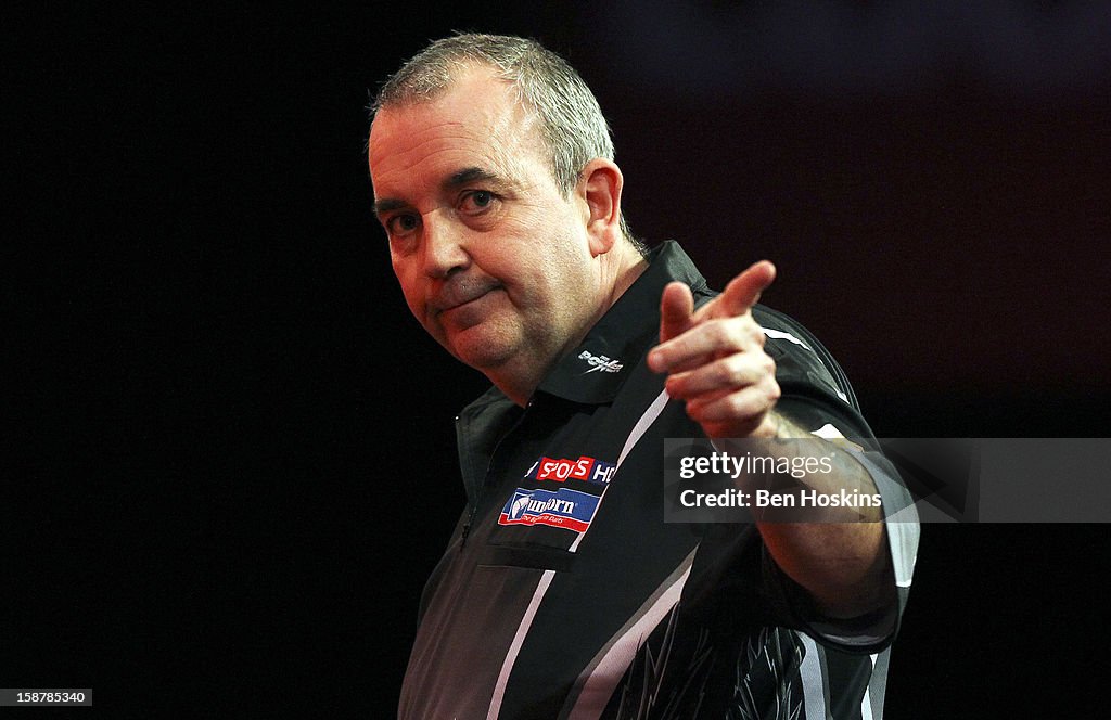 2013 Ladbrokes.com World Darts Championship - Day Twelve