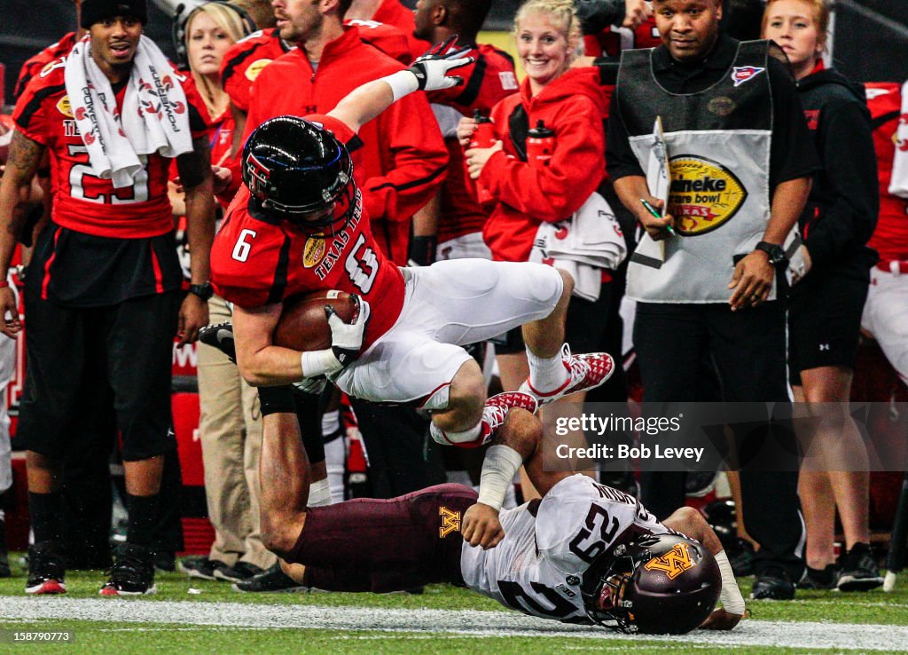 Meineke Car Care of Texas Bowl - Minnesota v Texas Tech