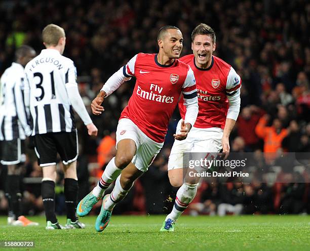 Walcott Giroud Photos and Premium High Res Pictures - Getty Images