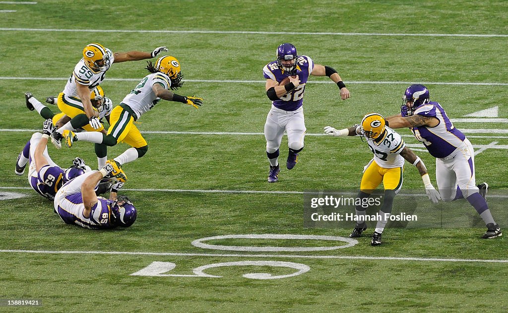 Green Bay Packers v Minnesota Vikings