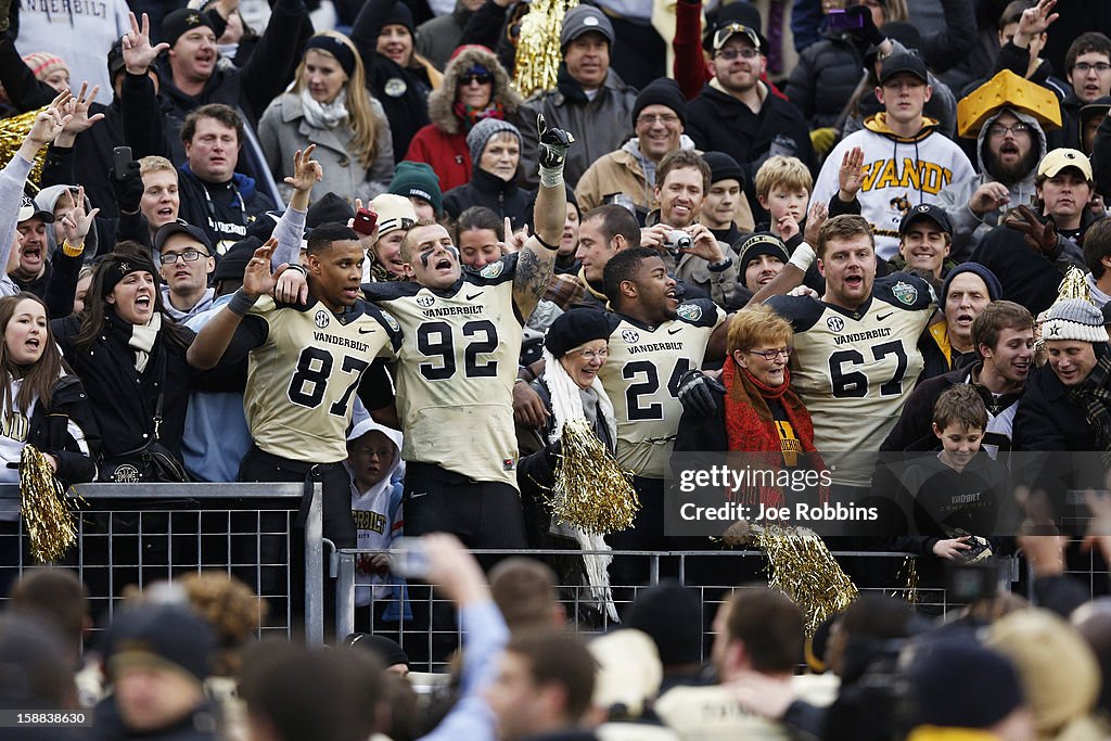 Franklin American Mortgage Music City Bowl - North Carolina State v Vanderbilt