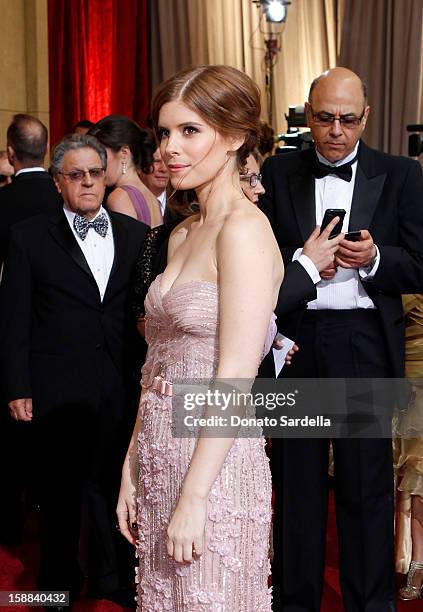 Actress Kate Mara arrives at the 84th Annual Academy Awards held at Hollywood & Highland Centre on February 26, 2012 in Hollywood, California.