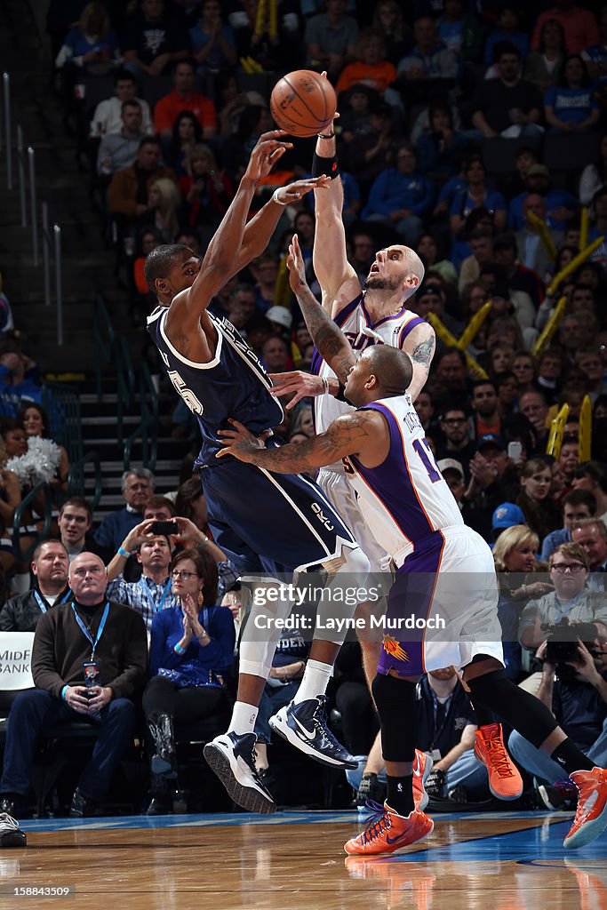 Phoenix Suns v Oklahoma City Thunder