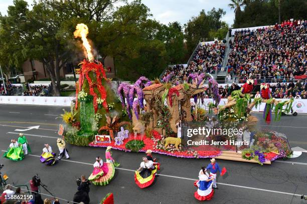 Sweepstakes Trophy winner, Dole's "Dreaming of Paradise" float passes the 124th annual Rose Parade themed "Oh, the Places You'll Go!" on January 1,...