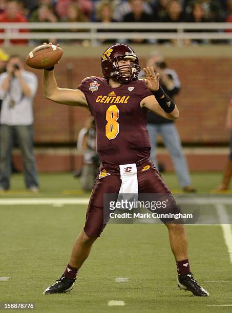 Ryan Radcliff of the Central Michigan University Chippewas throws a pass in the first quarter of the Little Caesars Pizza Bowl against the Western...