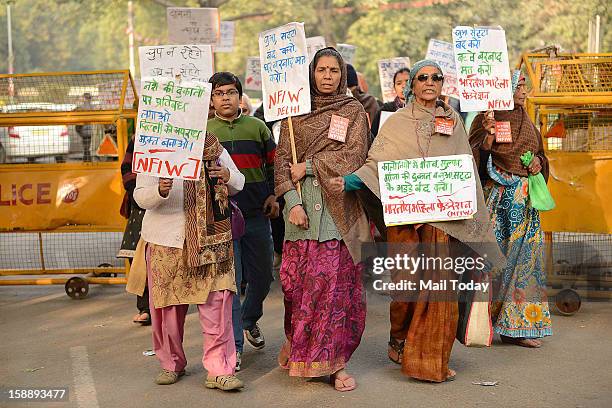 India Raje Rapi 17,216 Rape India Stock Photos, High-Res Pictures, and Images - Getty ...