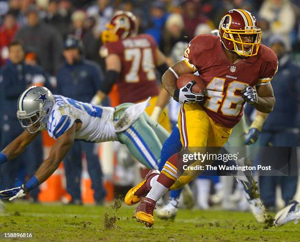 Redskin rookie running back Alfred Morris breaks the Redskins all time rushing record for a single season with 613 yards on a 200 yard performance...