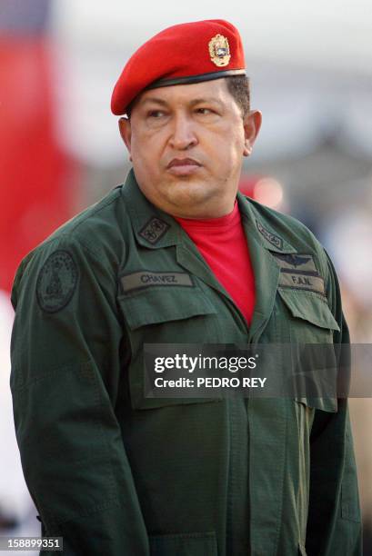 Venezuela's President Hugo Chavez takes part in the instalation ceremony of his new Minister of Defense Gral. Gustavo Rangel Briceno at the Tiuna...
