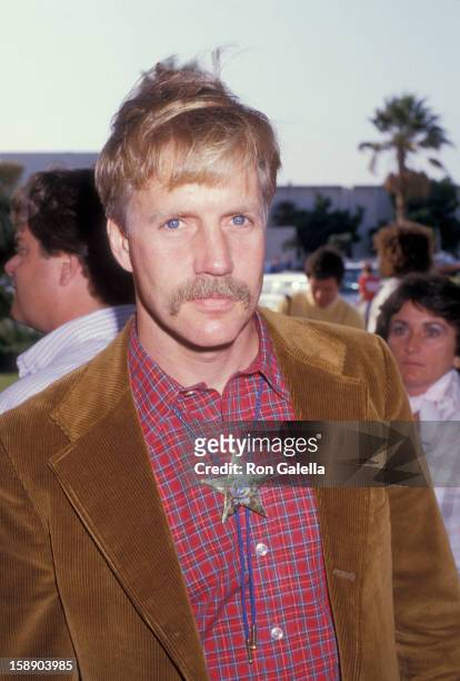 Actor Jameson Parker attends 34th Annual SHARE Boomtown Party on May 16, 1987 at the Santa Monica Civic Auditorium in Santa Monica, California.