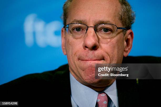 Jon Leibowitz, chairman of the Federal Trade Commission , pauses during a news conference in Washington, D.C., U.S., on Thursday, Jan. 3, 2013....