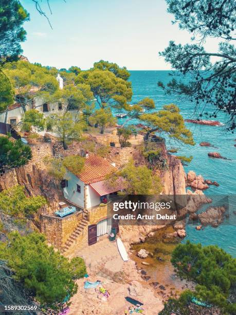 beautiful costa brava corner in spain with bucolic houses and the sea. - girona stock-fotos und bilder