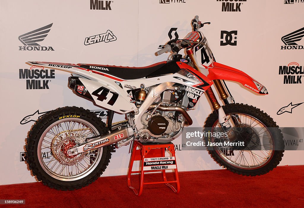 Trey Canard "REvival 41" Premiere