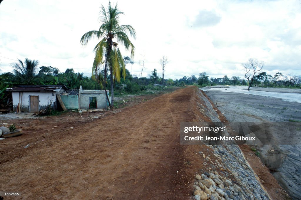 Honduras struggles after Hurricane Mitch