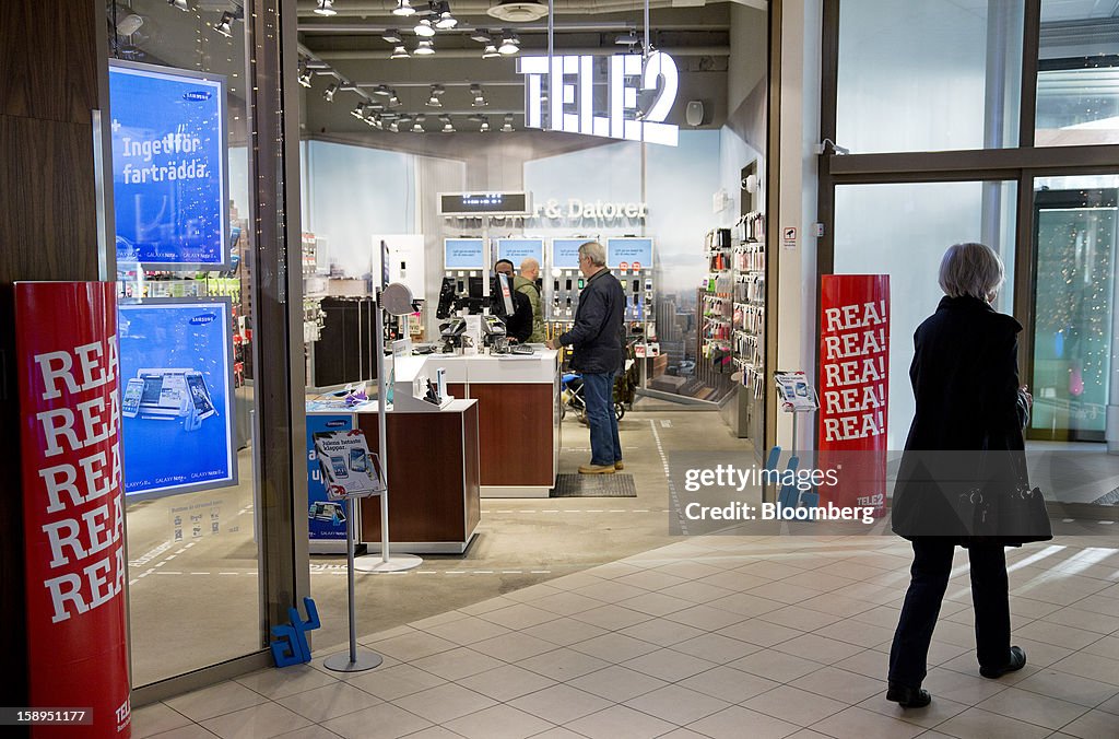 Tele2 Fixed-Line Operator As OAO Rostelecom Considers Buying Local Russian Unit